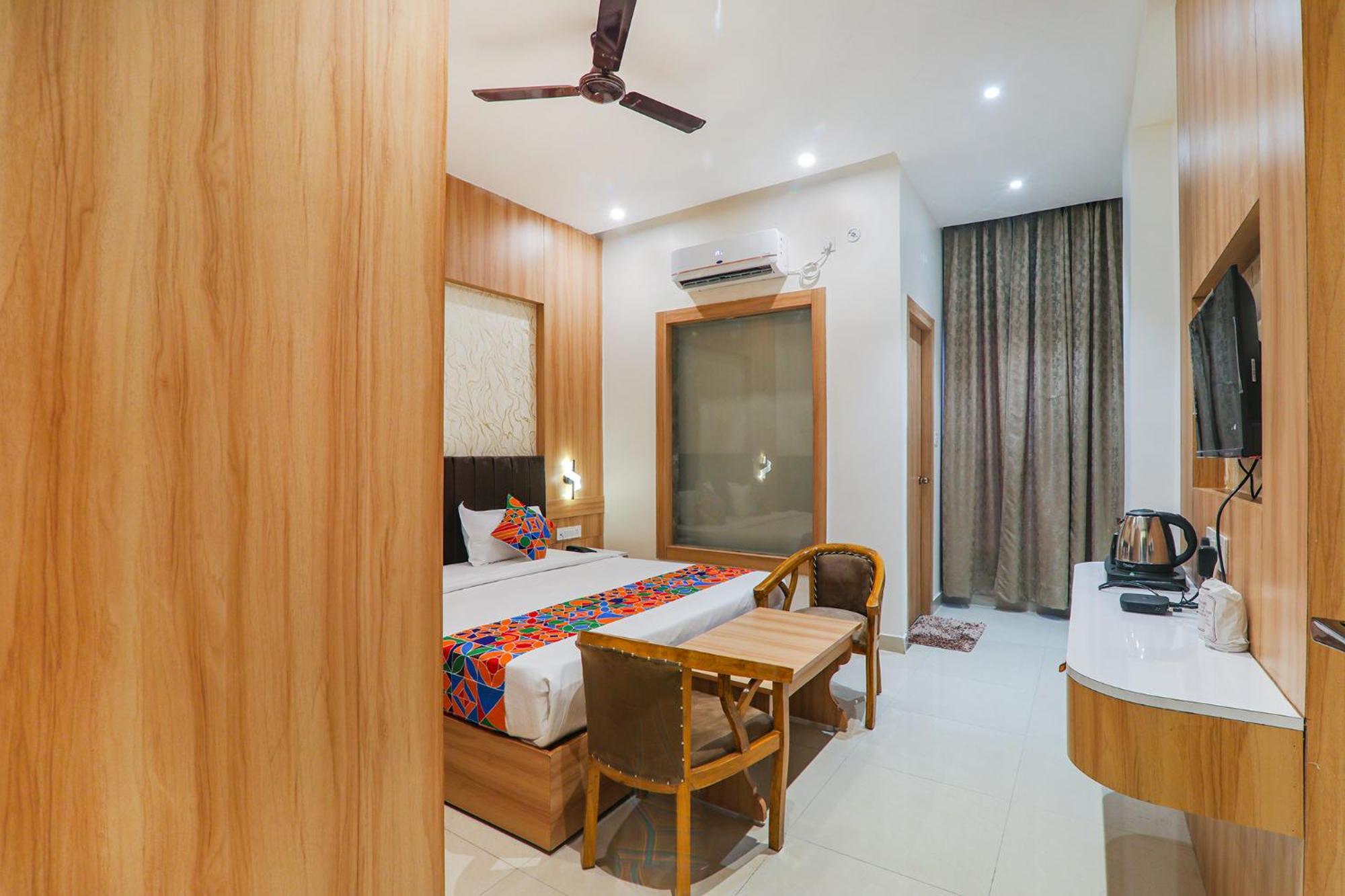 Fabhotel Raj Palace Lucknow Zewnętrze zdjęcie